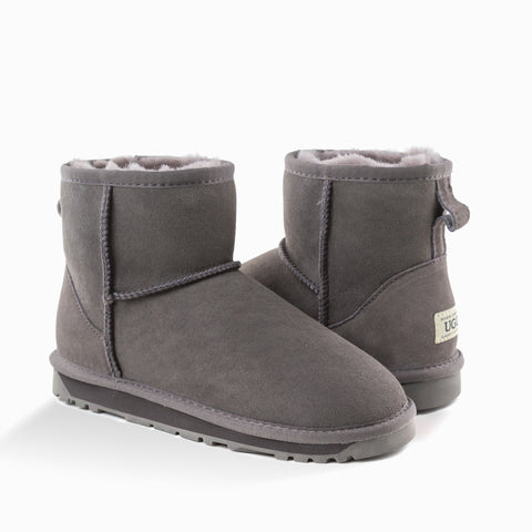 'NEW GENERATION' UGG LADIES CLASSIC MINI BOOTS