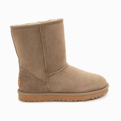 'NEW GENERATION' UGG LADIES CLASSIC 3/4 SHORT BOOT