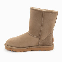 'NEW GENERATION' UGG LADIES CLASSIC 3/4 SHORT BOOT