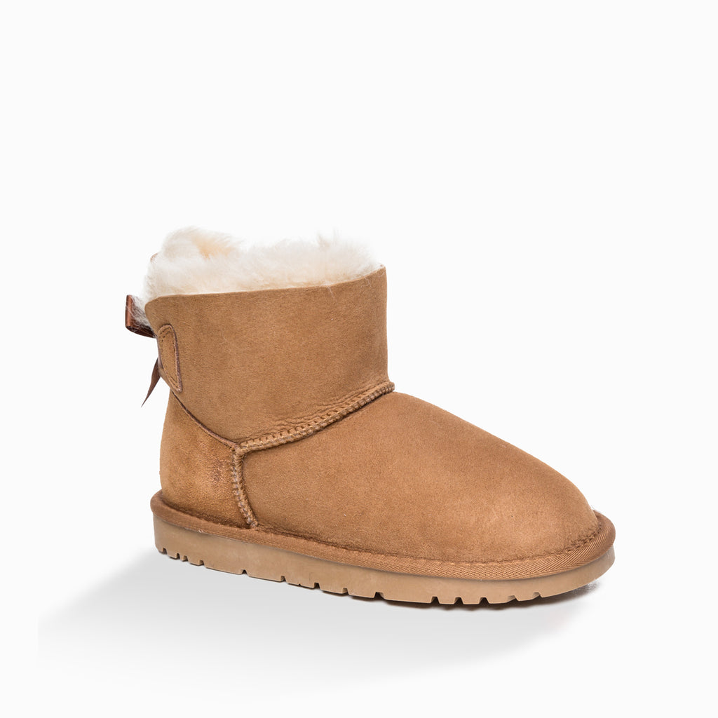 Ugg store front bow