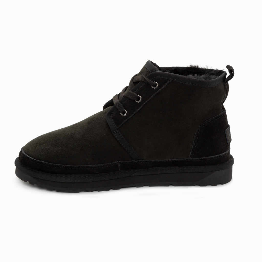 Boy uggs deals with laces